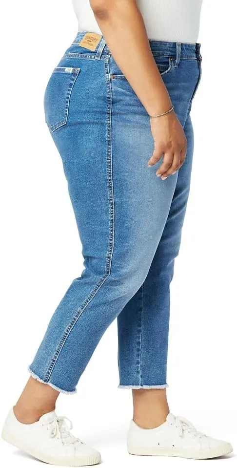 Levi Strauss Signature Gold Women's Mid Rise Slim Boyfriend Jeans (Available in Plus Size)