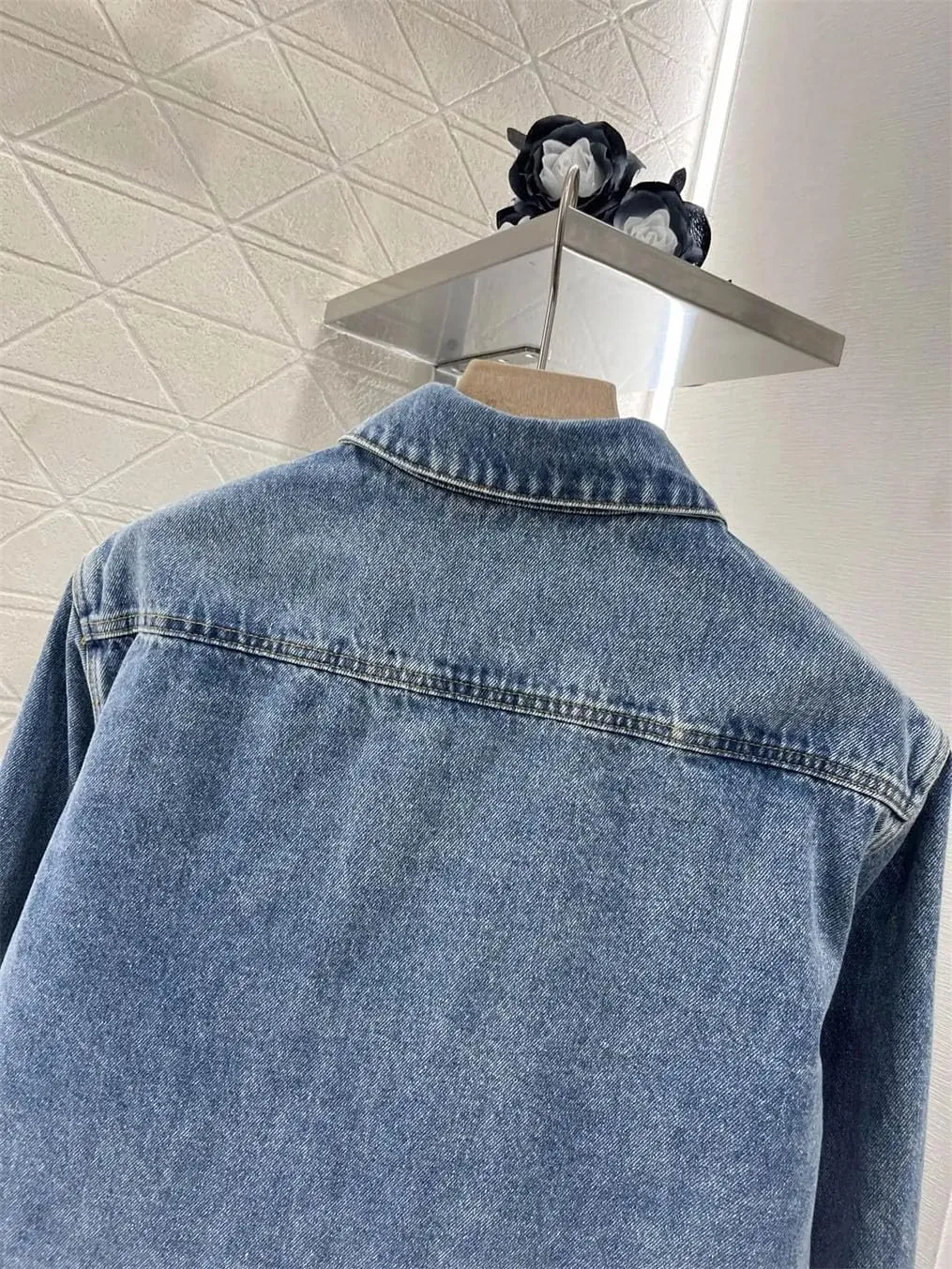 Women's Vintage Lapel Long Sleeve Loose Denim Jacket Casual Outdoor Trucker Denim Jackets